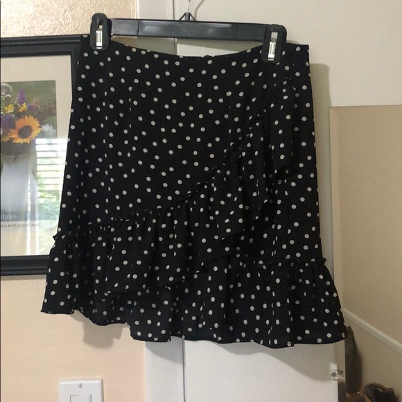 Dresses & Skirts - Black polka dot mini skirt with ruffle